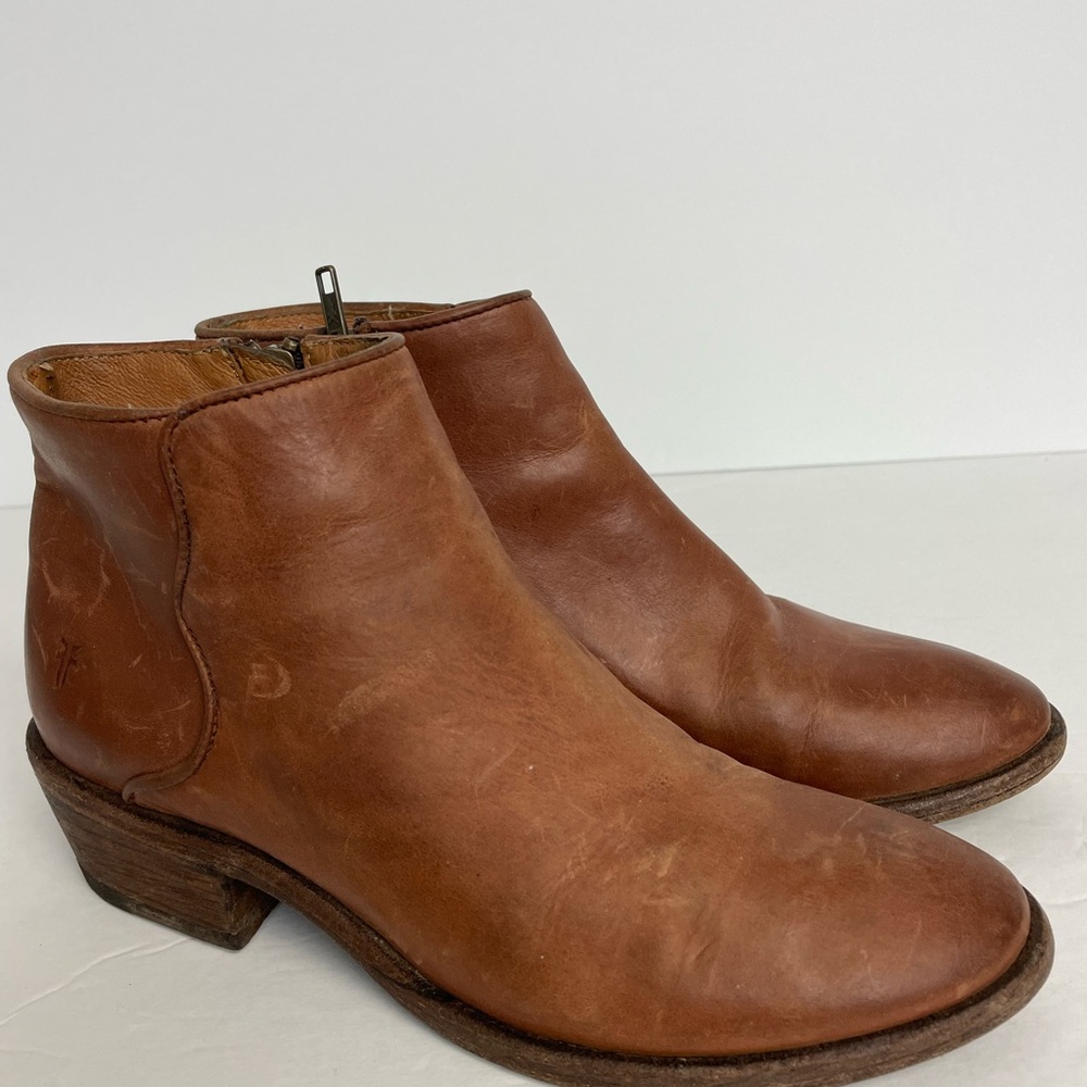 Frye Womens Ankle Boots Brown Size 5.5B Carson Piping Brown Cuban Heel Side Zip